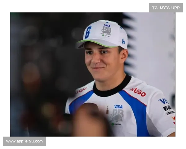 哈贾尔晋升红牛一队，与维斯塔潘搭档压力与机遇并存